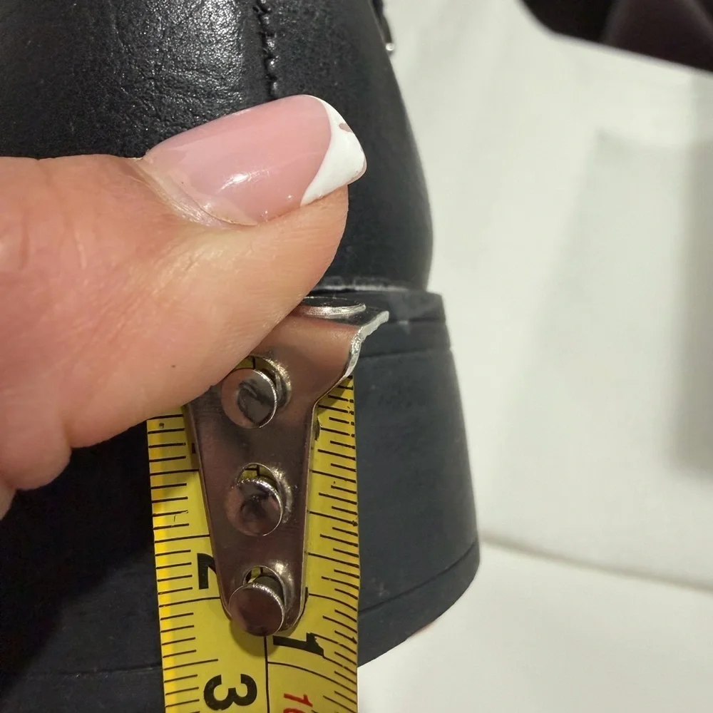 Life Stride Size 5 Black Over the Knee Boots